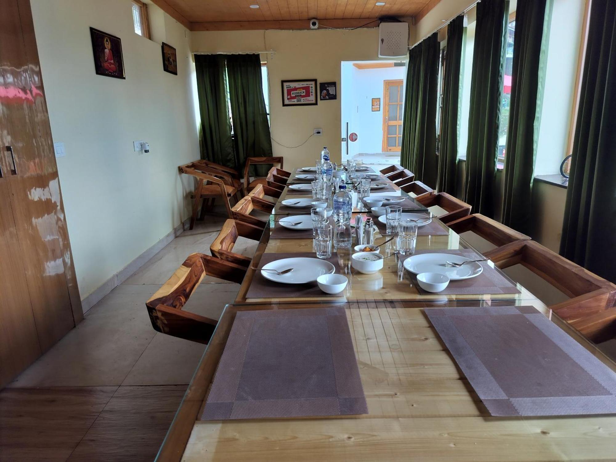 The Vintage Hill Village - Himalayan Boutique Resort Канатал Екстер'єр фото