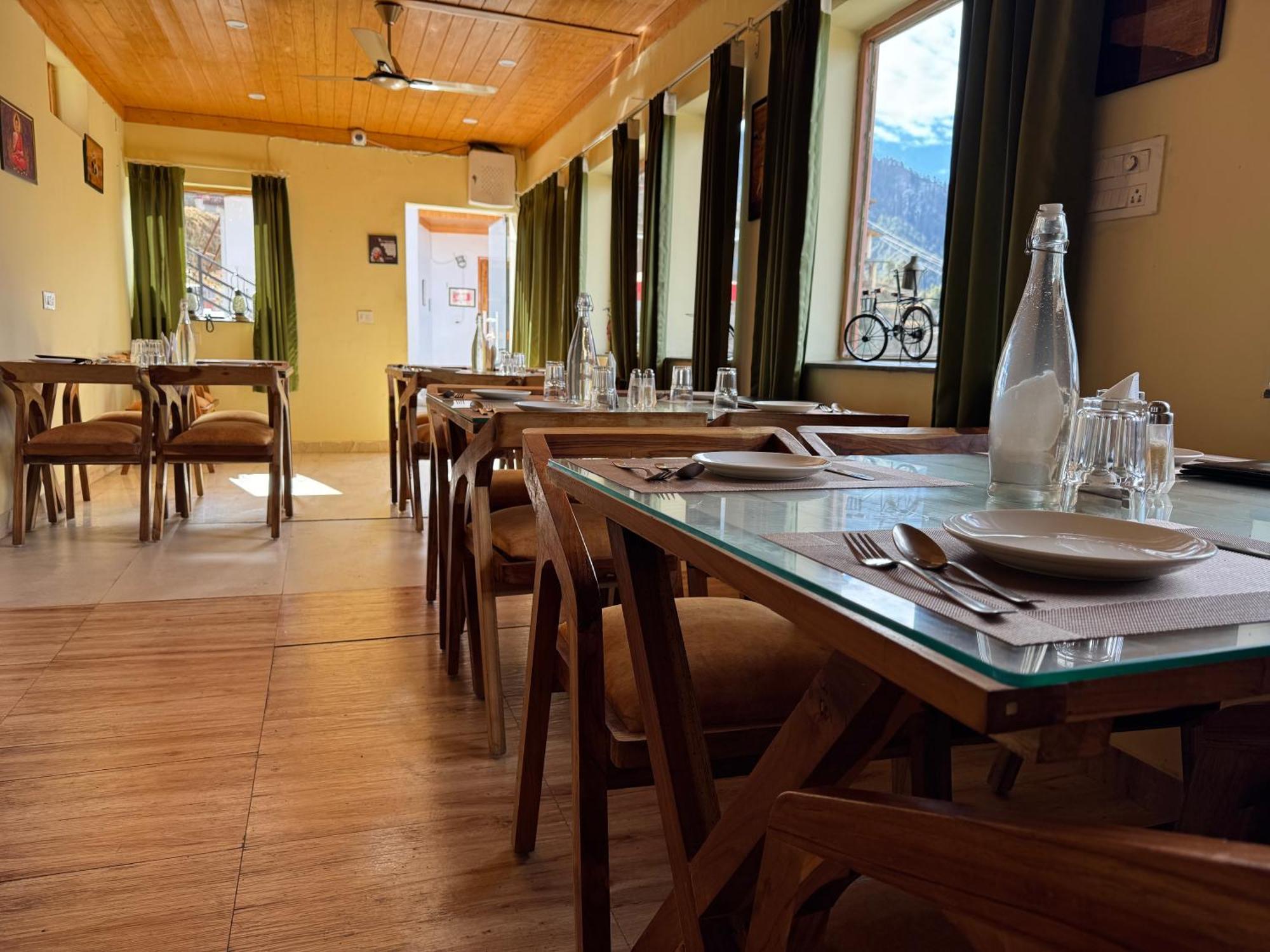 The Vintage Hill Village - Himalayan Boutique Resort Канатал Екстер'єр фото