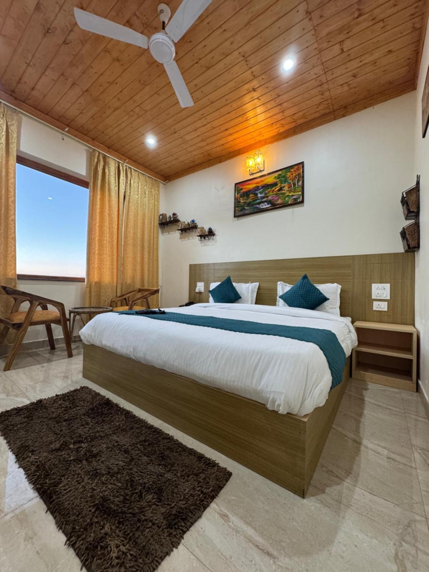 The Vintage Hill Village - Himalayan Boutique Resort Канатал Екстер'єр фото