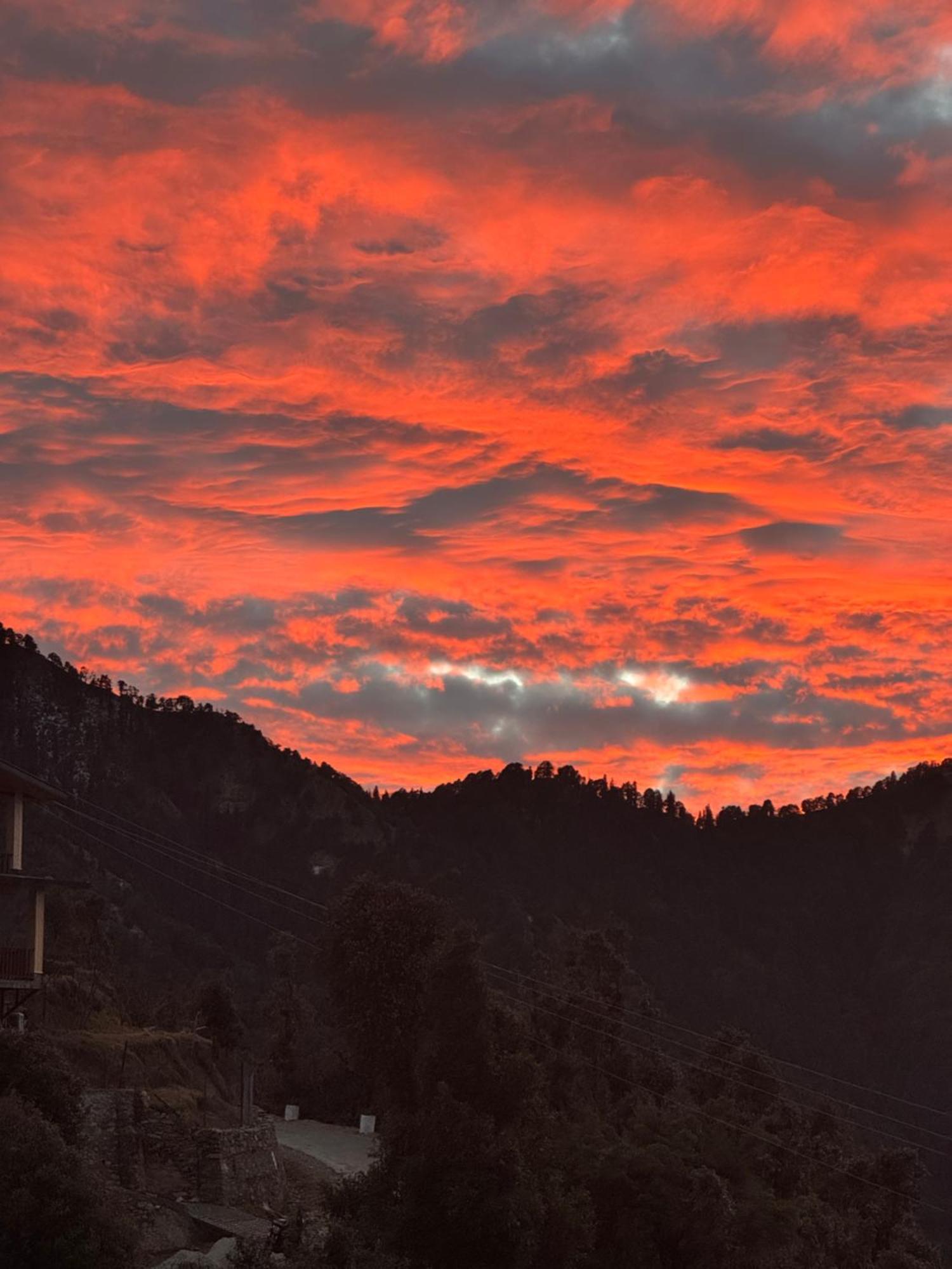 The Vintage Hill Village - Himalayan Boutique Resort Канатал Екстер'єр фото